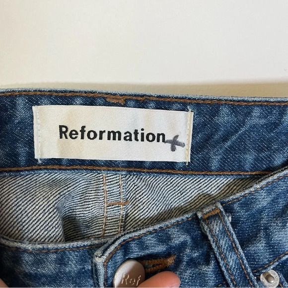 Reformation Straight Leg Pocket Frayed Jeans A21 - Picture 4 of 4